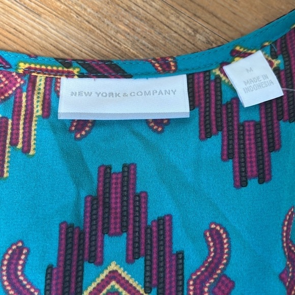 New York and Company Argyle/Diamond Romper - Picture 4 of 5